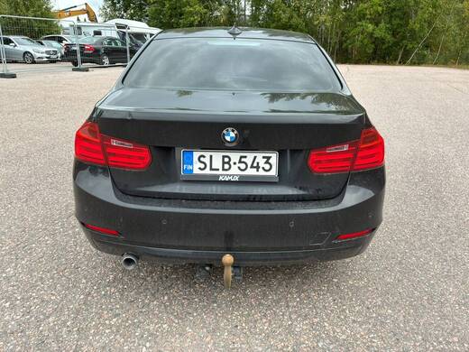 BMW 318 vaihtoauto