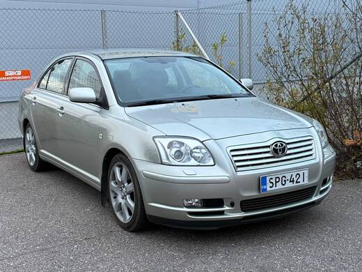 Toyota Avensis vaihtoauto