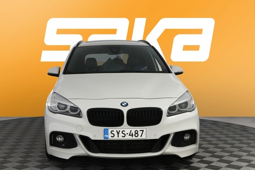 BMW 220 vaihtoauto