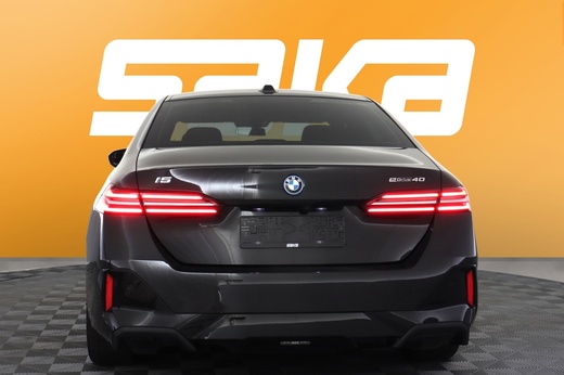 BMW i5 vaihtoauto