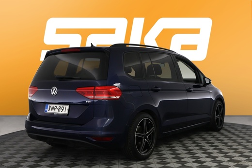 Volkswagen Touran vaihtoauto