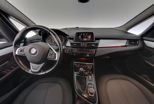 BMW 216 vaihtoauto
