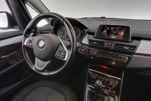 BMW 216 vaihtoauto