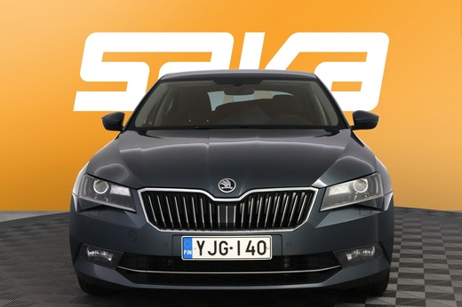 Skoda Superb vaihtoauto