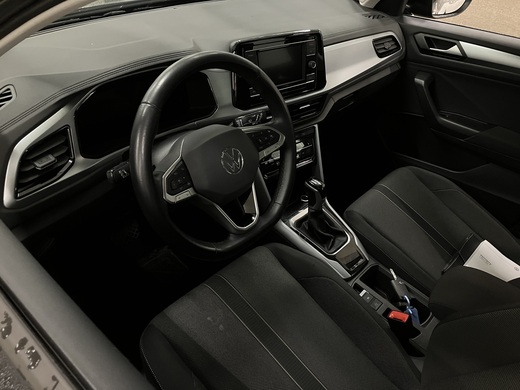 Volkswagen T-Roc vaihtoauto