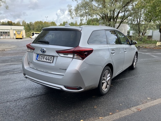 Toyota Auris vaihtoauto