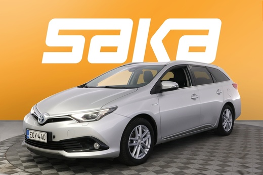 Toyota Auris vaihtoauto