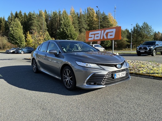 Toyota Camry vaihtoauto