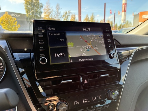 Toyota Camry vaihtoauto