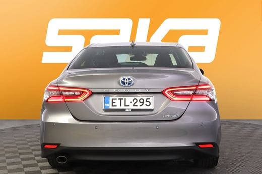 Toyota Camry vaihtoauto
