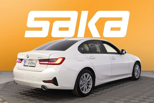BMW 330 vaihtoauto