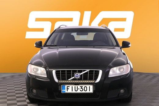 Volvo V70 vaihtoauto