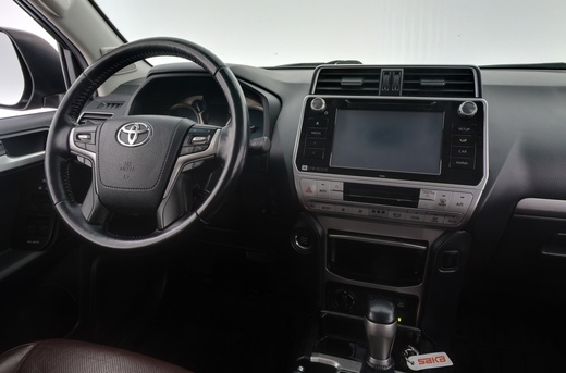 Toyota Land Cruiser vaihtoauto