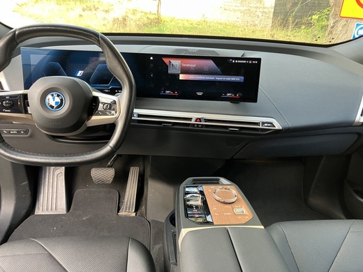 BMW iX vaihtoauto