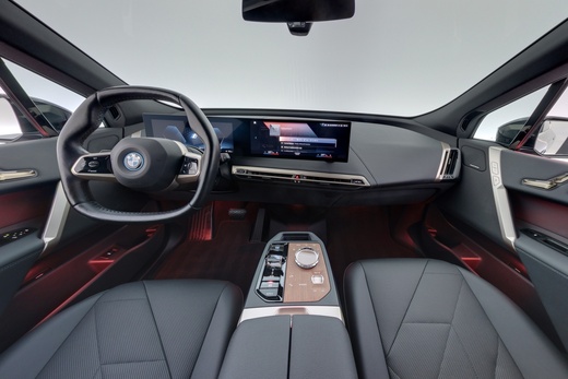 BMW iX vaihtoauto