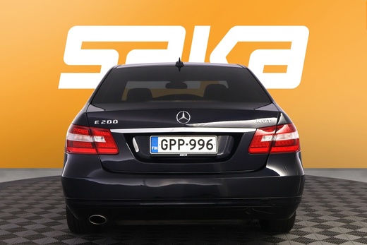 Mercedes-Benz E vaihtoauto