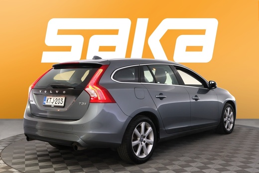 Volvo V60 vaihtoauto