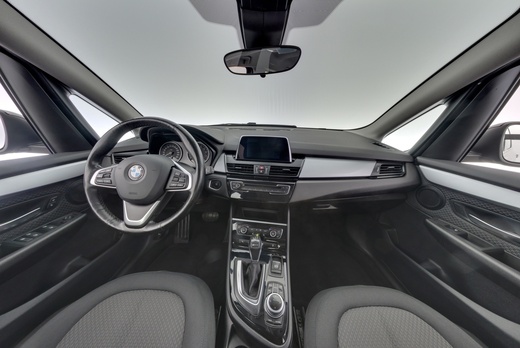 BMW 225 vaihtoauto