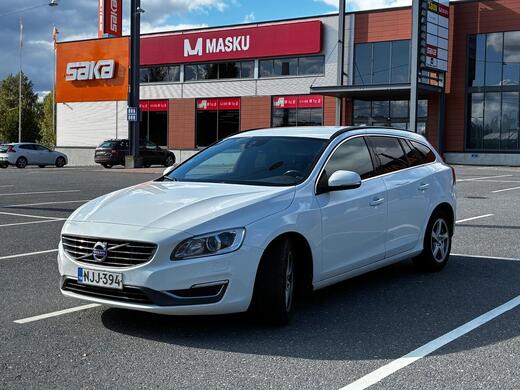 Volvo V60 vaihtoauto