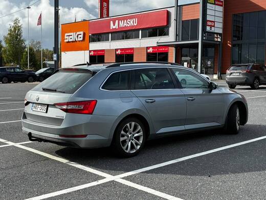 Skoda Superb vaihtoauto