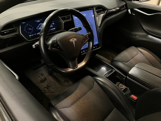 Tesla Model S vaihtoauto