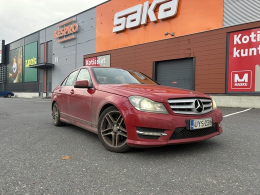 Mercedes-Benz C vaihtoauto