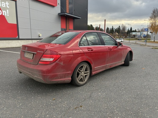Mercedes-Benz C vaihtoauto