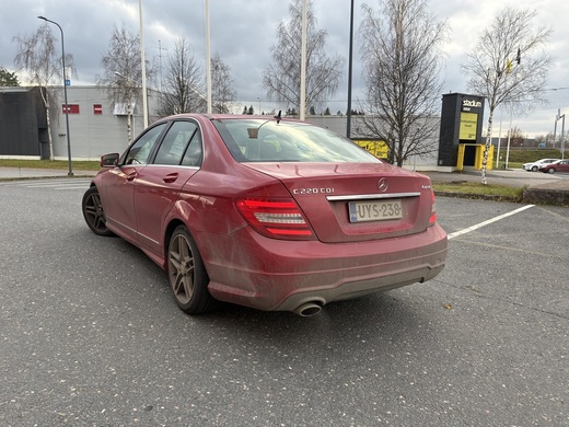 Mercedes-Benz C vaihtoauto