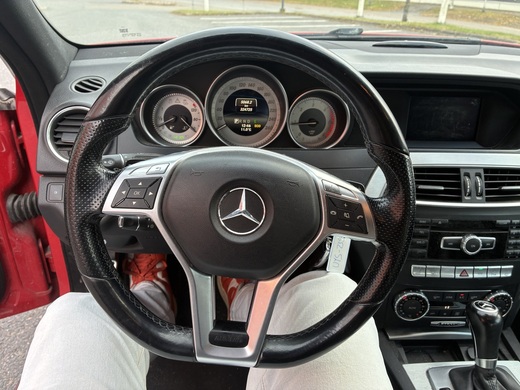 Mercedes-Benz C vaihtoauto