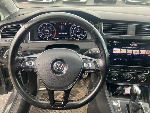Volkswagen Golf vaihtoauto