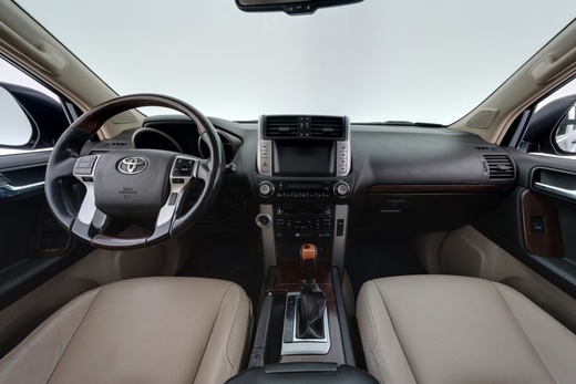 Toyota Land Cruiser vaihtoauto
