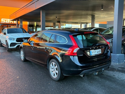Volvo V60 vaihtoauto