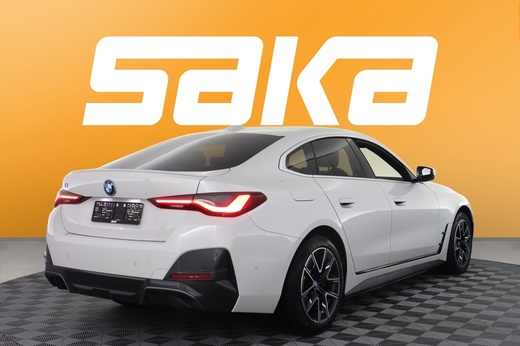 BMW i4 vaihtoauto