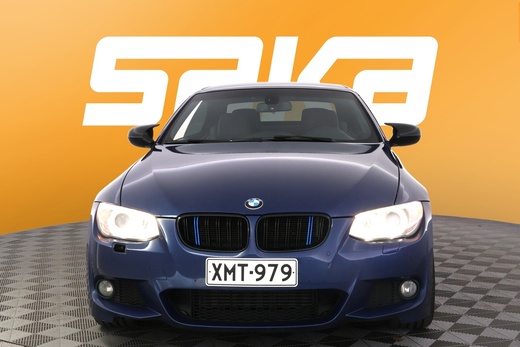 BMW 330 vaihtoauto