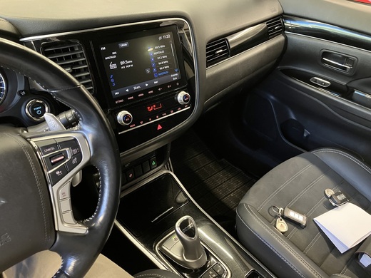 Mitsubishi Outlander vaihtoauto