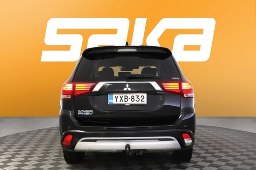 Mitsubishi Outlander PHEV vaihtoauto