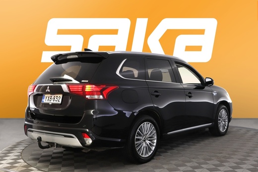 Mitsubishi Outlander PHEV vaihtoauto