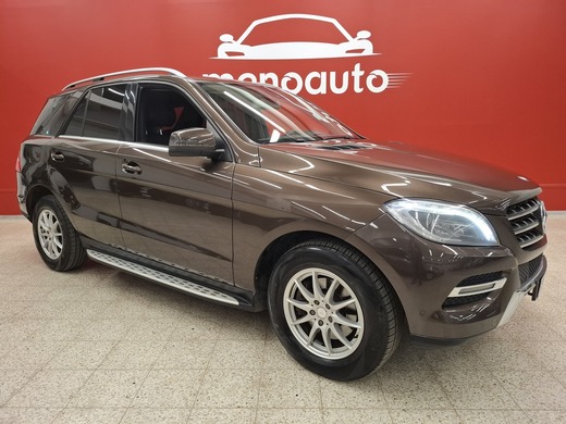 Mercedes-Benz ML vaihtoauto
