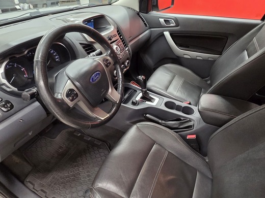 Ford Ranger vaihtoauto
