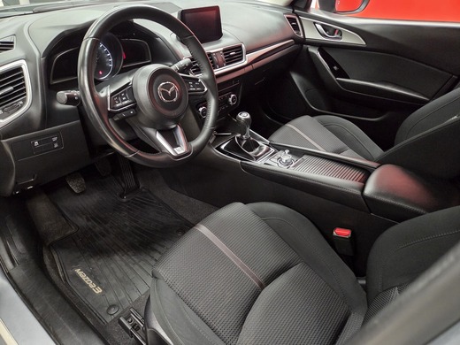 Mazda 3 vaihtoauto