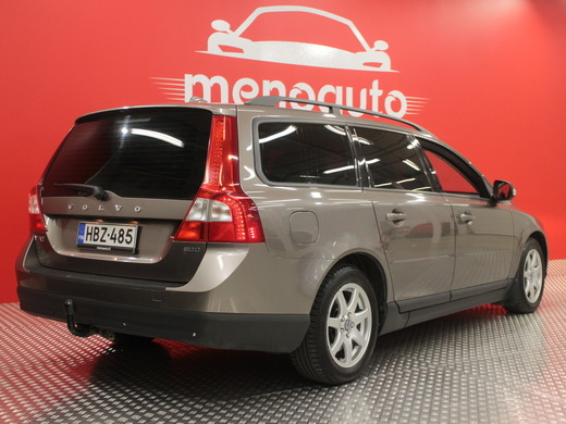 Volvo V70 vaihtoauto