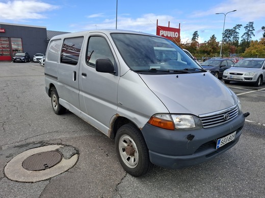 Toyota Hiace vaihtoauto