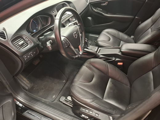 Volvo V40 vaihtoauto