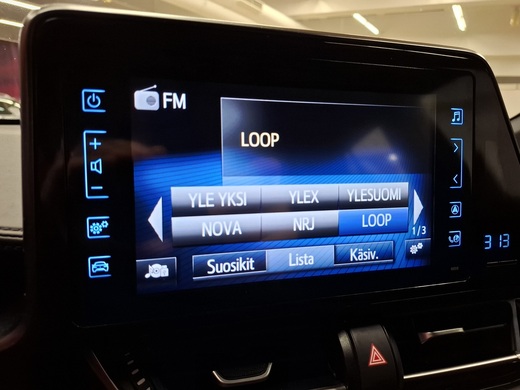 Toyota C-HR vaihtoauto