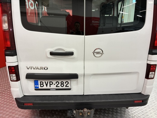 Opel Vivaro vaihtoauto