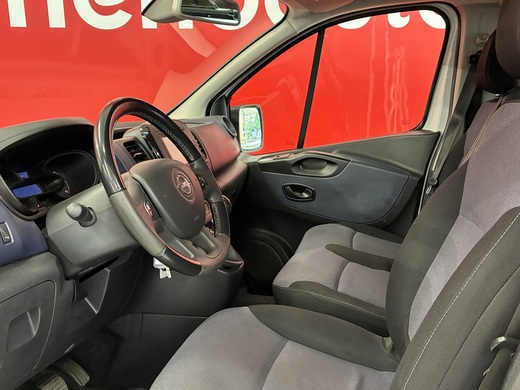 Opel Vivaro vaihtoauto