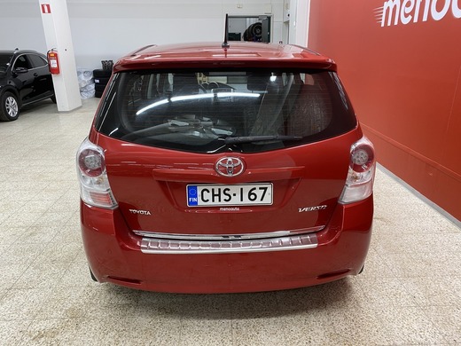 Toyota Verso vaihtoauto