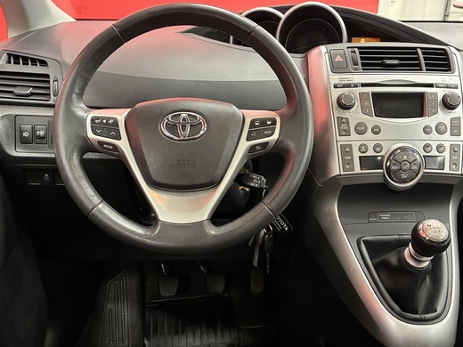 Toyota Verso vaihtoauto