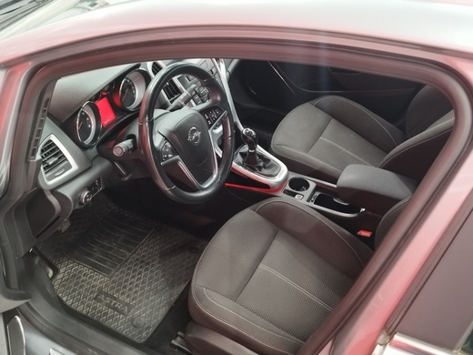 Opel Astra vaihtoauto