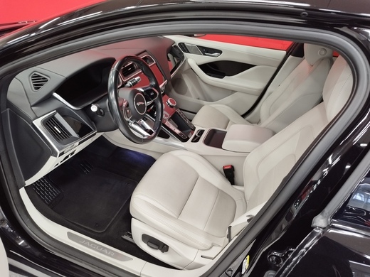 Jaguar I-PACE vaihtoauto